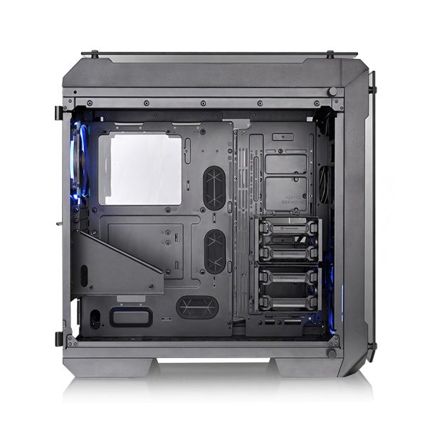 3 - Thermaltake - View 71 - Tempered Glass Edition
