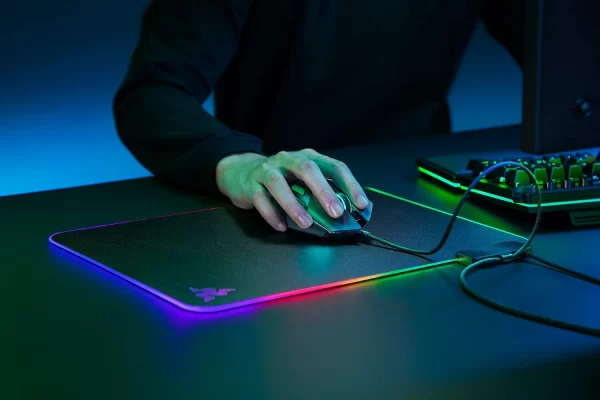 2 - Razer Firefly V2 Micro-textured Surface Mouse Mat